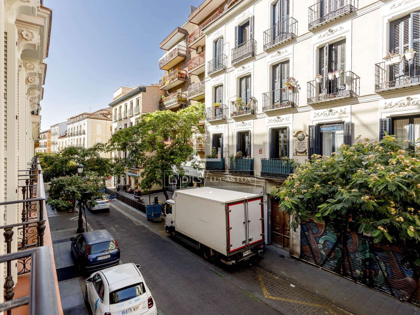 2 soverom Leilighet til leie i Madrid by - € 3 000 (Ref: 9854497)