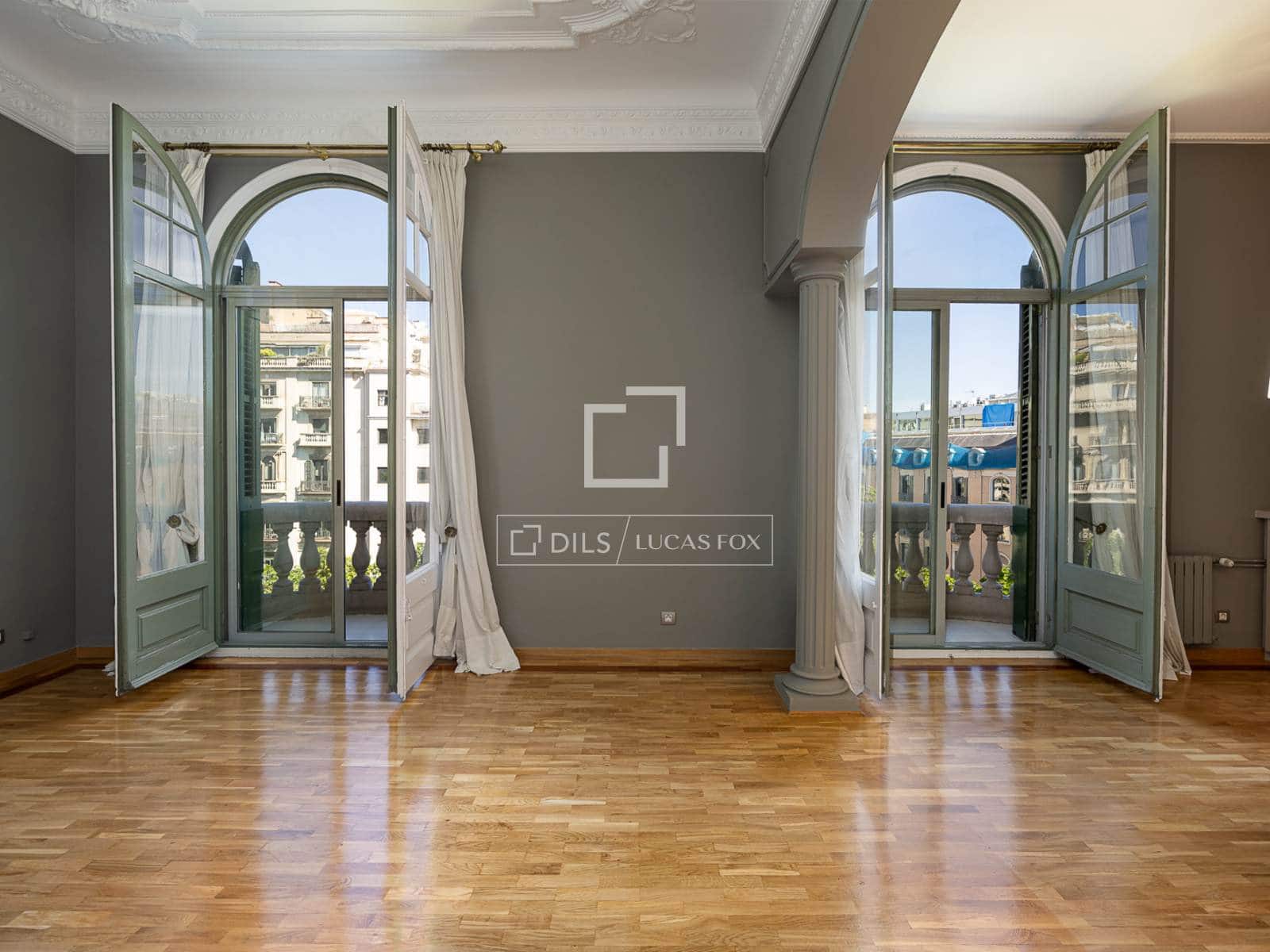 5 soveværelse Lejlighed til salg i Barcelona by med swimmingpool - € 2.200.000 (Ref: 9854560)