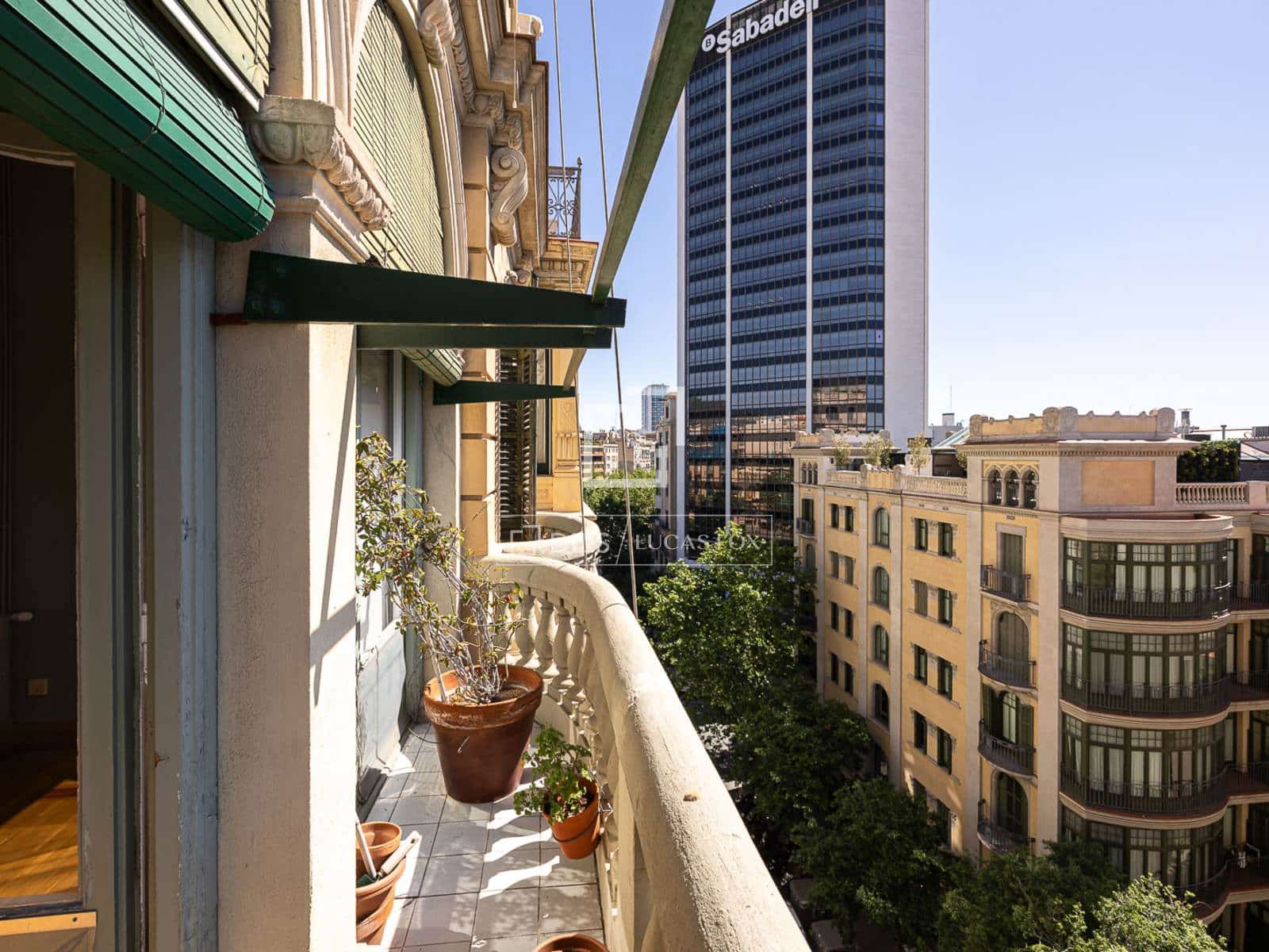5 soveværelse Lejlighed til salg i Barcelona by med swimmingpool - € 2.200.000 (Ref: 9854560)