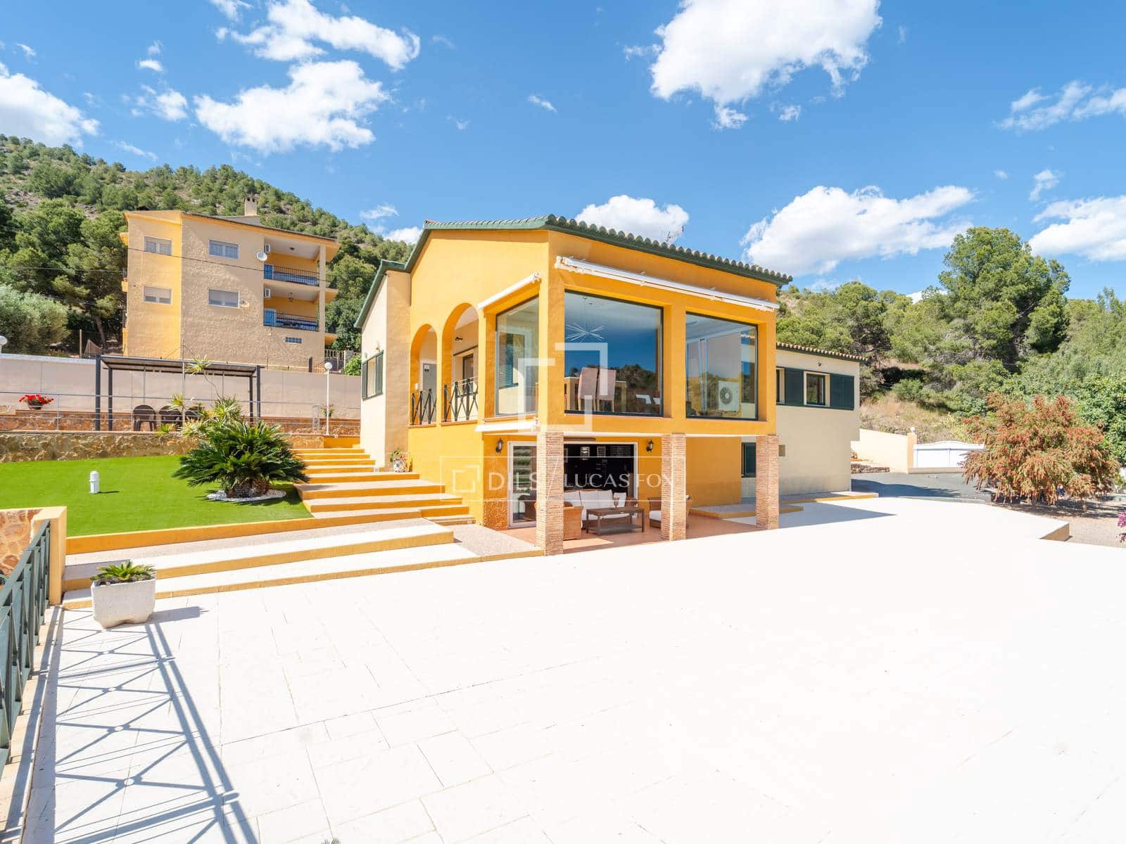 4 soverom Villa til salgs i Sagunto / Sagunt med svømmebasseng garasje - € 940 000 (Ref: 9854562)
