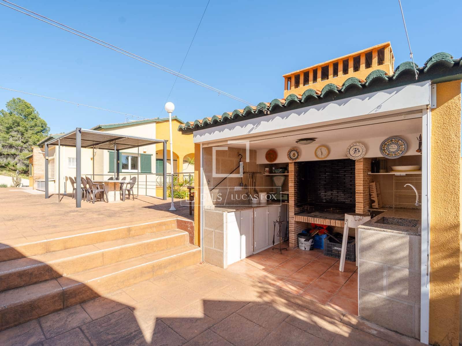 4 soverom Villa til salgs i Sagunto / Sagunt med svømmebasseng garasje - € 940 000 (Ref: 9854562)