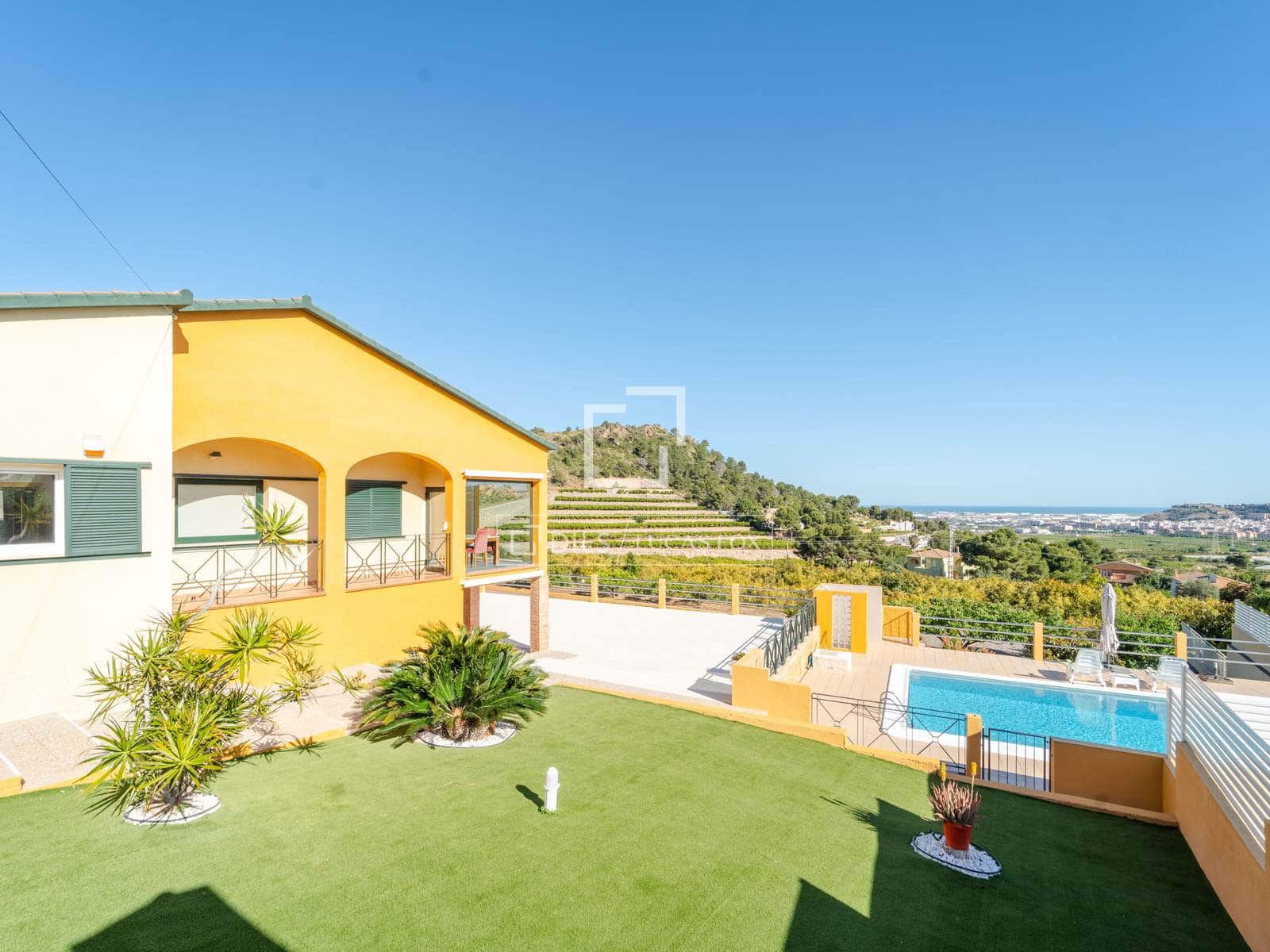 4 soverom Villa til salgs i Sagunto / Sagunt med svømmebasseng garasje - € 940 000 (Ref: 9854562)