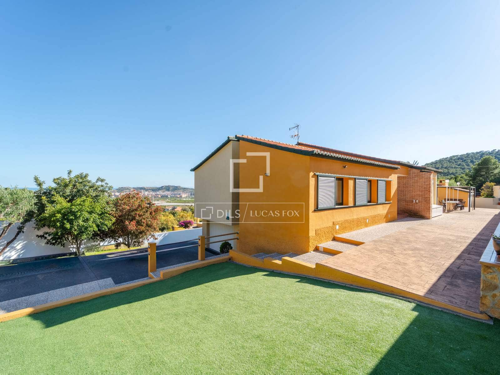 4 soverom Villa til salgs i Sagunto / Sagunt med svømmebasseng garasje - € 940 000 (Ref: 9854562)