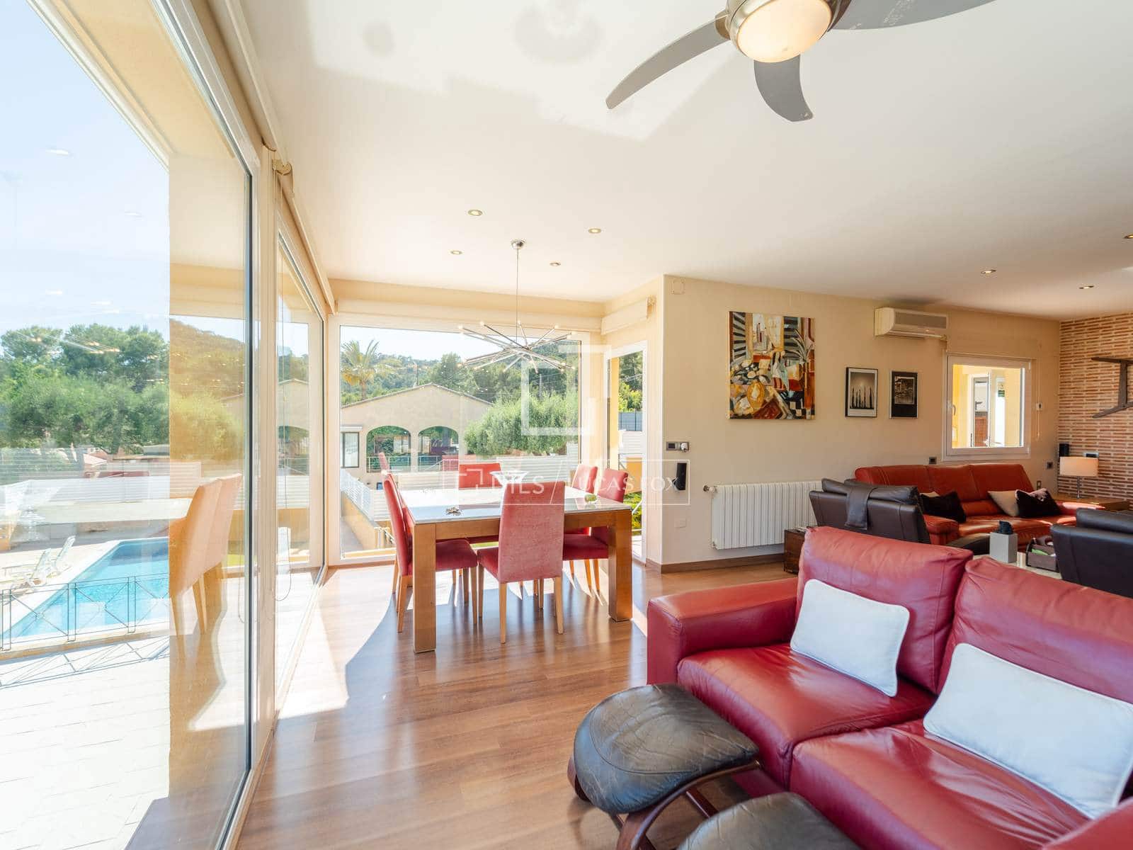 4 soverom Villa til salgs i Sagunto / Sagunt med svømmebasseng garasje - € 940 000 (Ref: 9854562)
