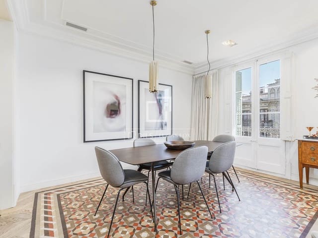 3 slaapkamer Appartement te koop in Barcelona stad - € 1.200.000 (Ref: 9854564)