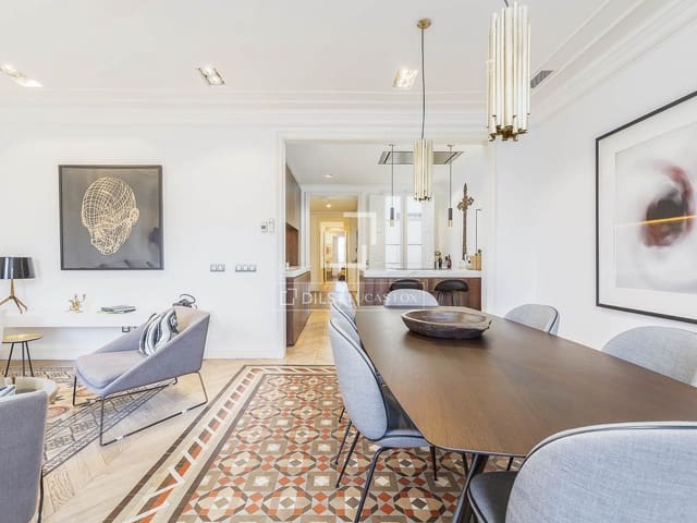 3 slaapkamer Appartement te koop in Barcelona stad - € 1.200.000 (Ref: 9854564)
