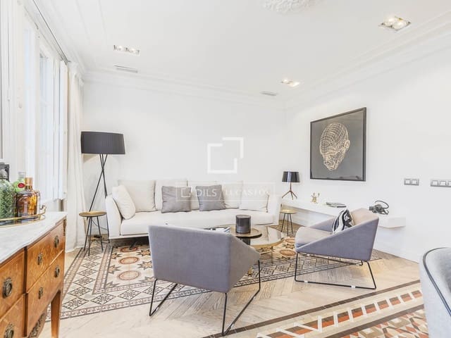 3 slaapkamer Appartement te koop in Barcelona stad - € 1.200.000 (Ref: 9854564)