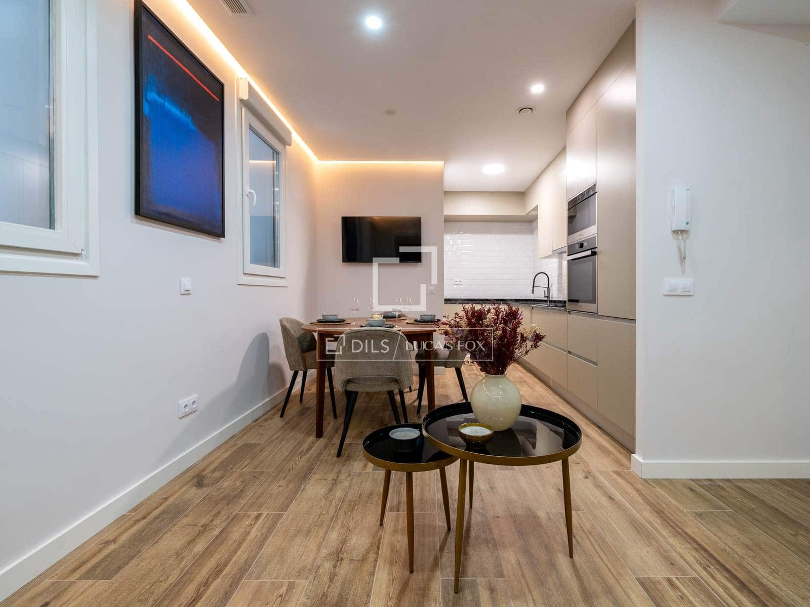 2 soveværelse Lejlighed til salg i Madrid by - € 595.000 (Ref: 9854565)