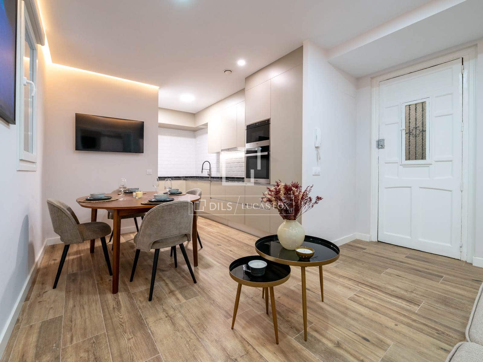 2 soveværelse Lejlighed til salg i Madrid by - € 595.000 (Ref: 9854565)
