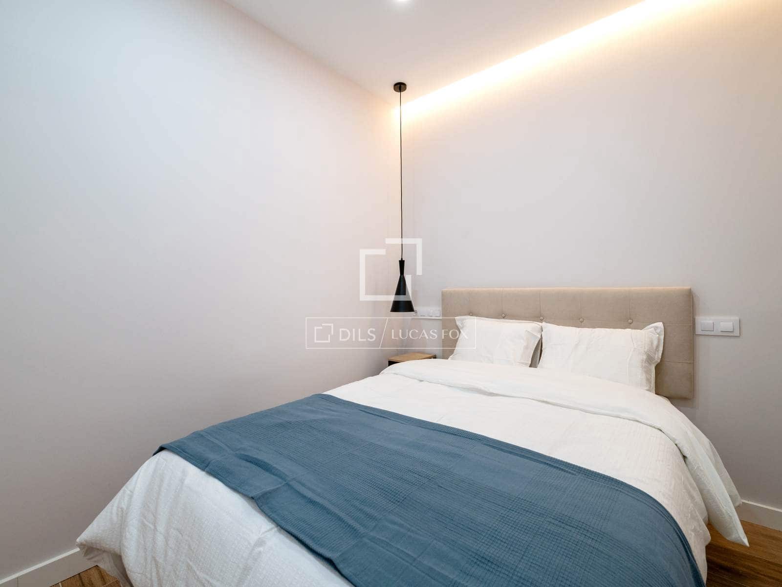 2 soveværelse Lejlighed til salg i Madrid by - € 595.000 (Ref: 9854565)