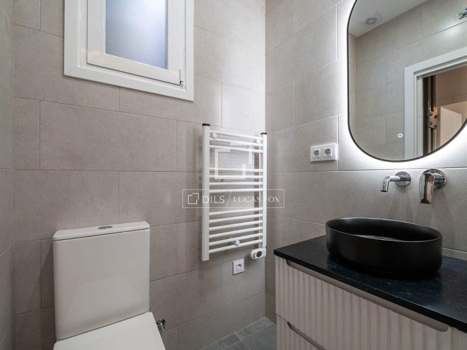 2 soveværelse Lejlighed til salg i Madrid by - € 595.000 (Ref: 9854565)