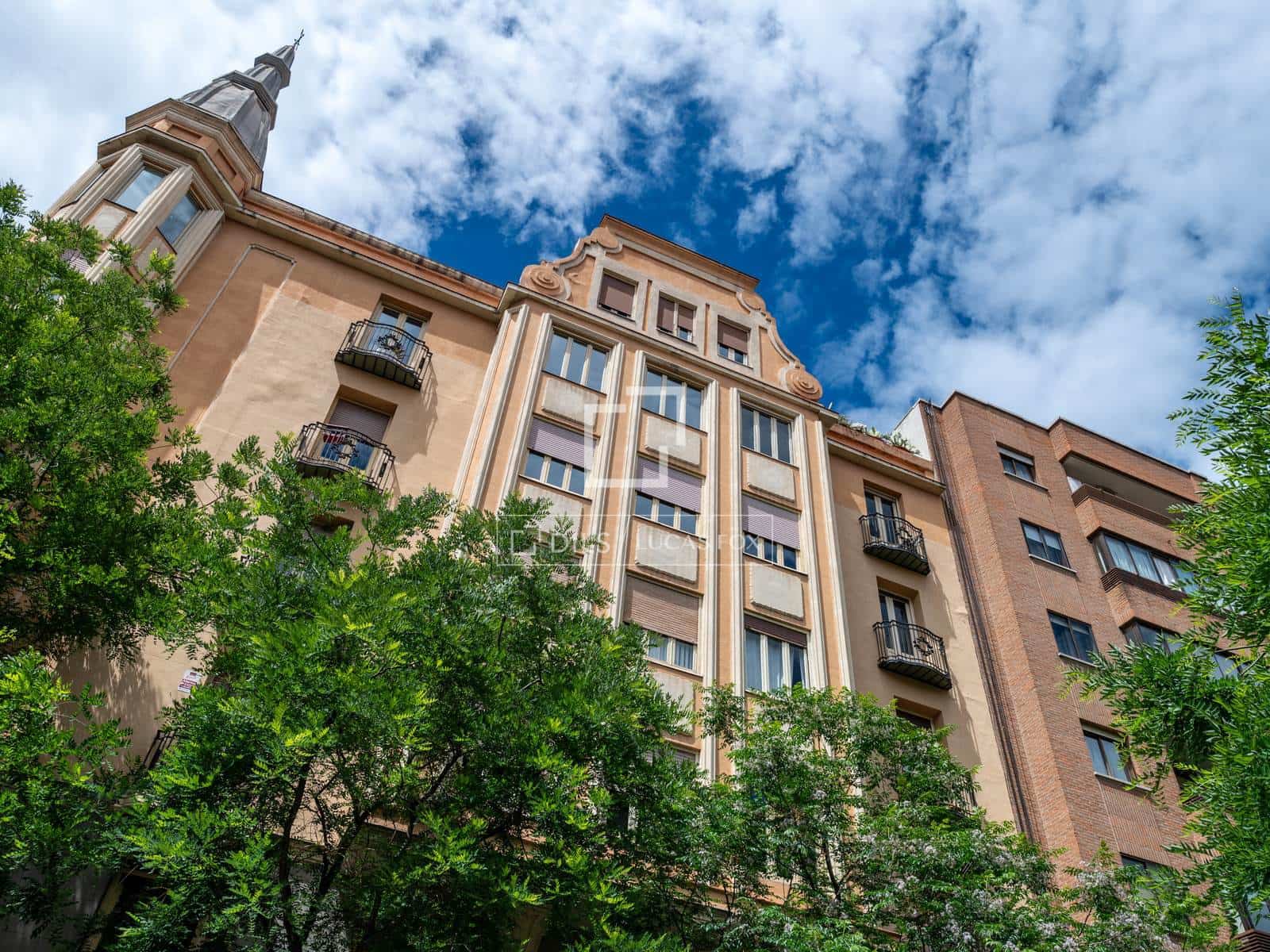 2 soveværelse Lejlighed til salg i Madrid by - € 595.000 (Ref: 9854565)