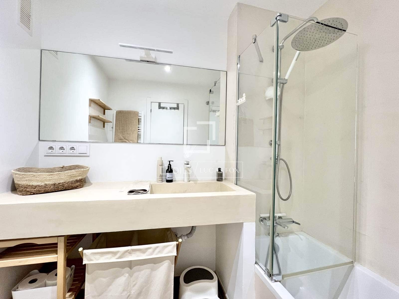 3 bedroom Apartment for rent in San Juan de Alicante / Sant Joan d'Alacant with pool - € 1,800 (Ref: 9854677)
