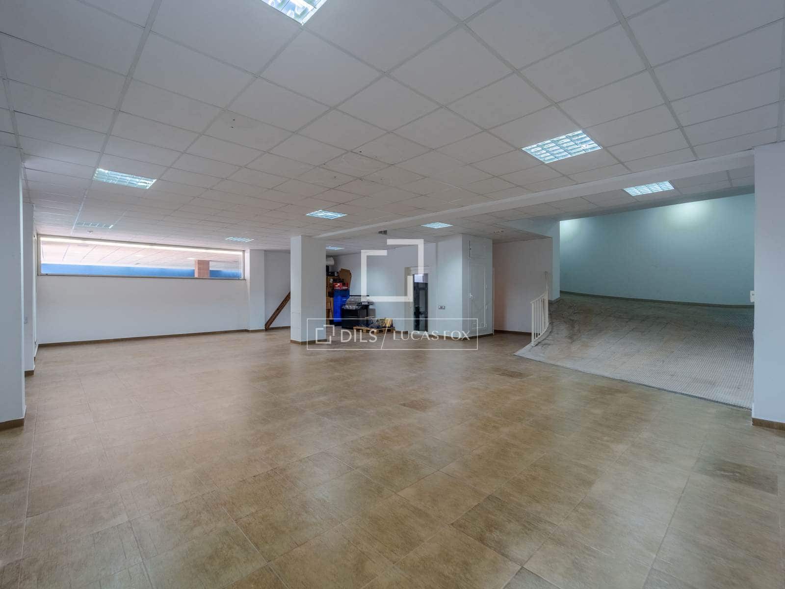 5 soveværelse Villa til salg i La Vall d'Uixo med swimmingpool garage - € 725.000 (Ref: 9854678)