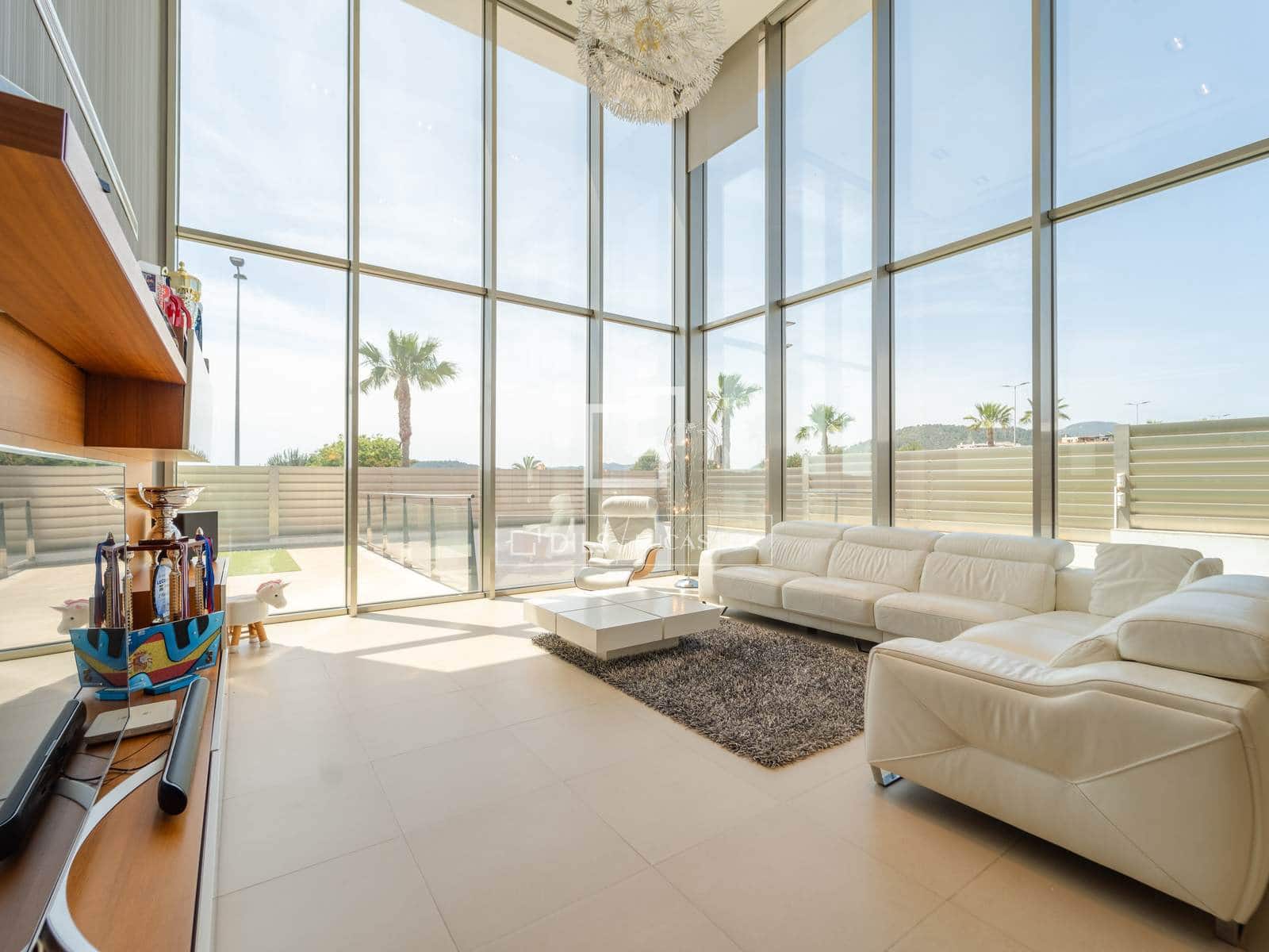 5 soveværelse Villa til salg i La Vall d'Uixo med swimmingpool garage - € 725.000 (Ref: 9854678)