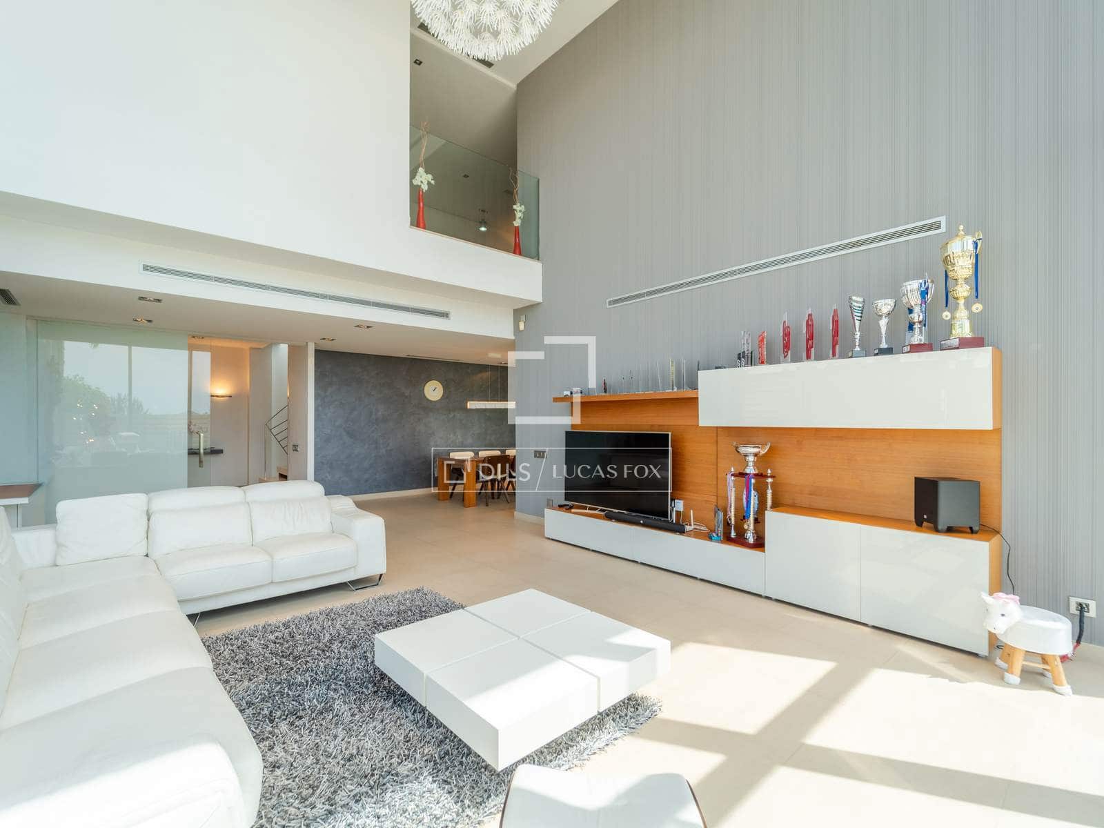 5 soveværelse Villa til salg i La Vall d'Uixo med swimmingpool garage - € 725.000 (Ref: 9854678)