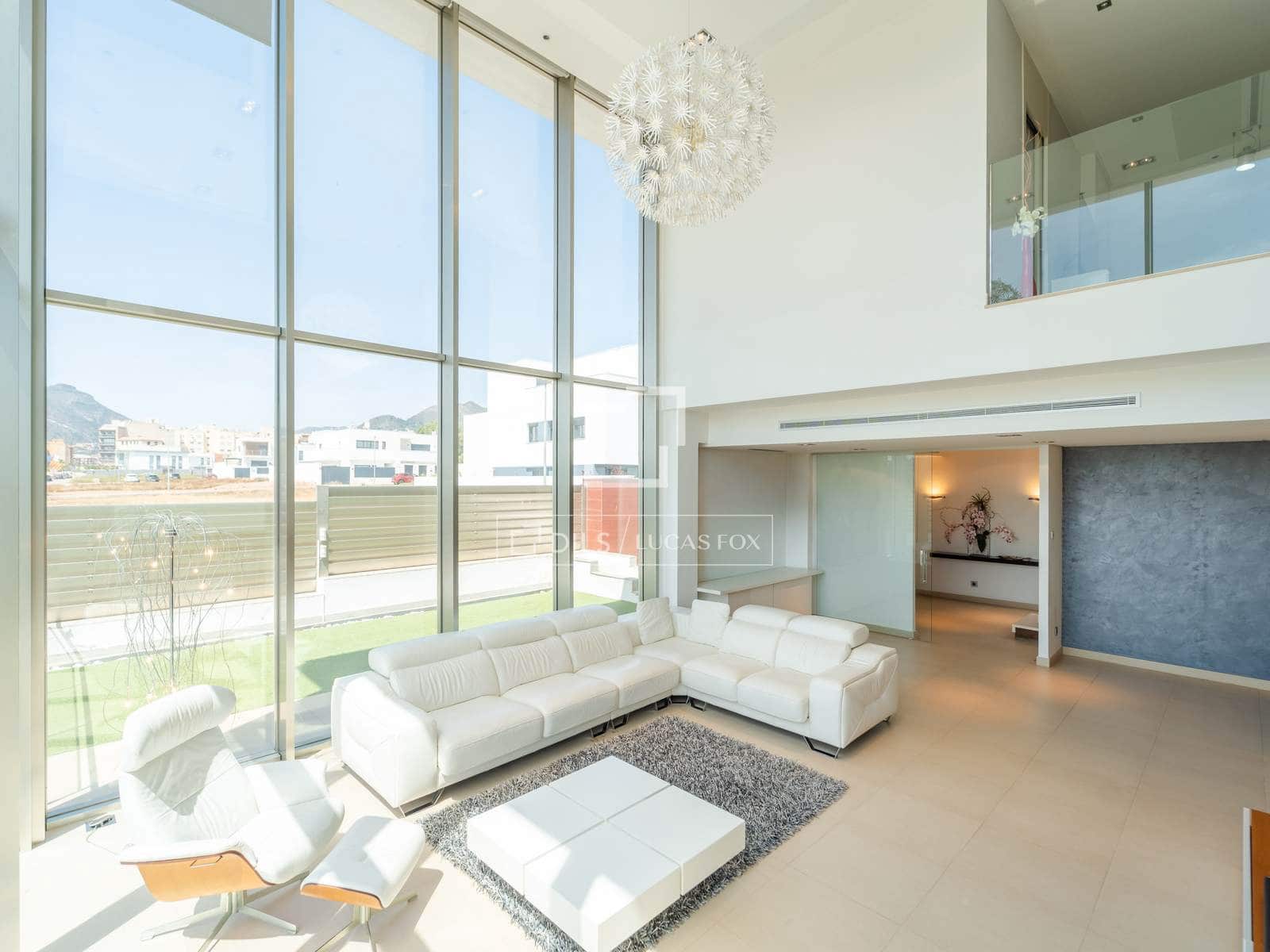 5 soveværelse Villa til salg i La Vall d'Uixo med swimmingpool garage - € 725.000 (Ref: 9854678)