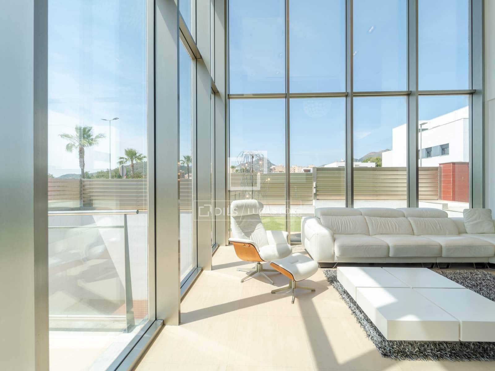 5 soveværelse Villa til salg i La Vall d'Uixo med swimmingpool garage - € 725.000 (Ref: 9854678)