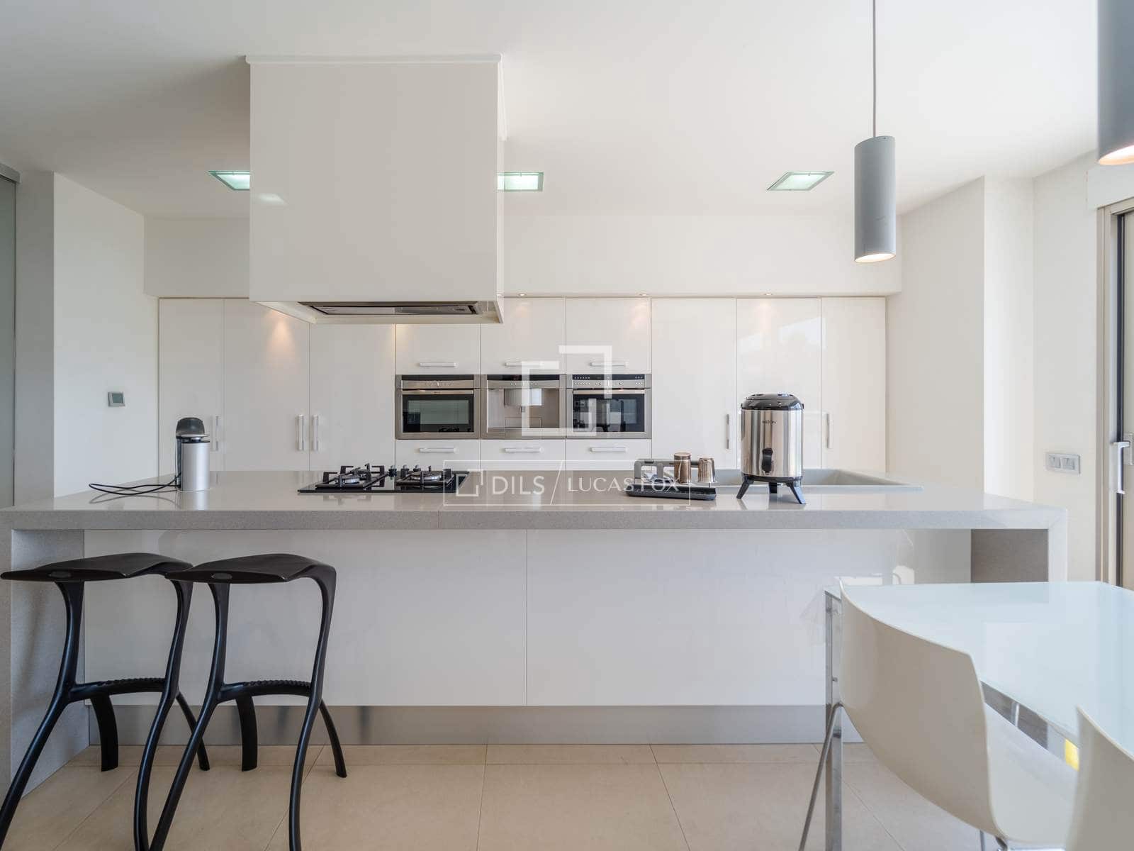5 soveværelse Villa til salg i La Vall d'Uixo med swimmingpool garage - € 725.000 (Ref: 9854678)