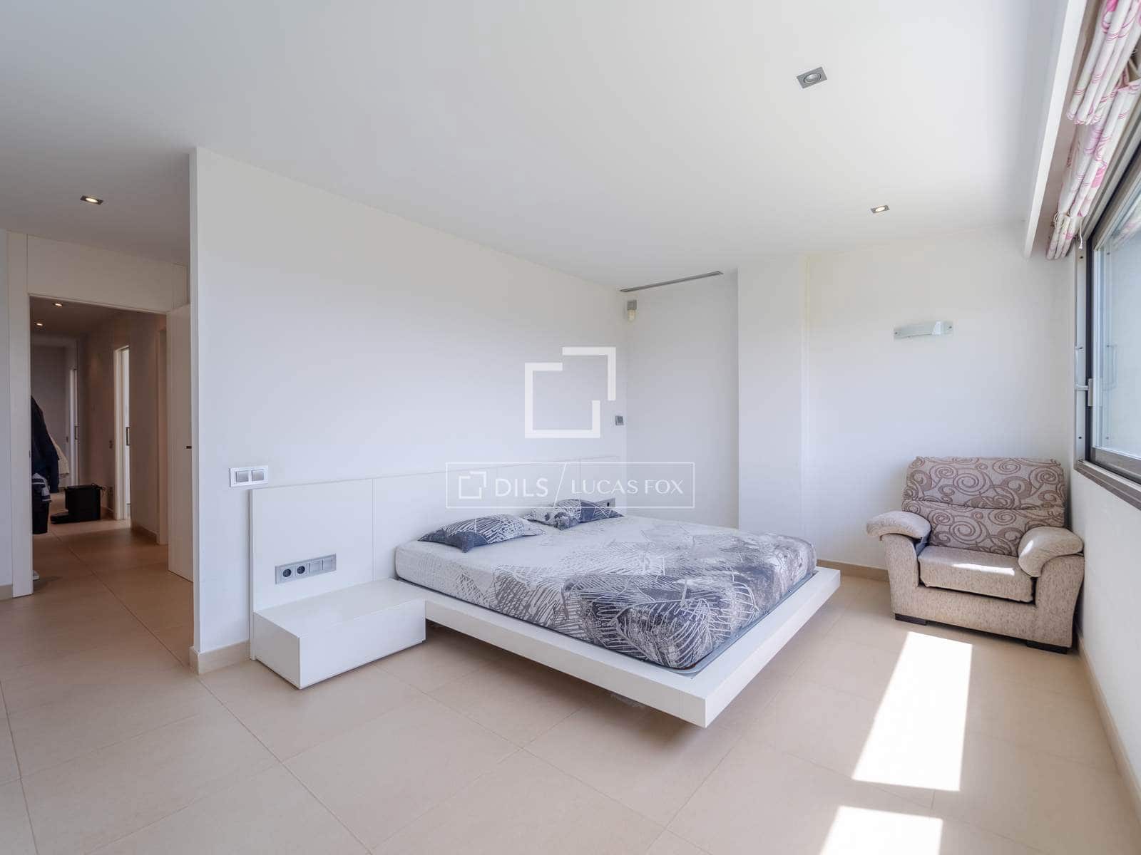 5 soveværelse Villa til salg i La Vall d'Uixo med swimmingpool garage - € 725.000 (Ref: 9854678)