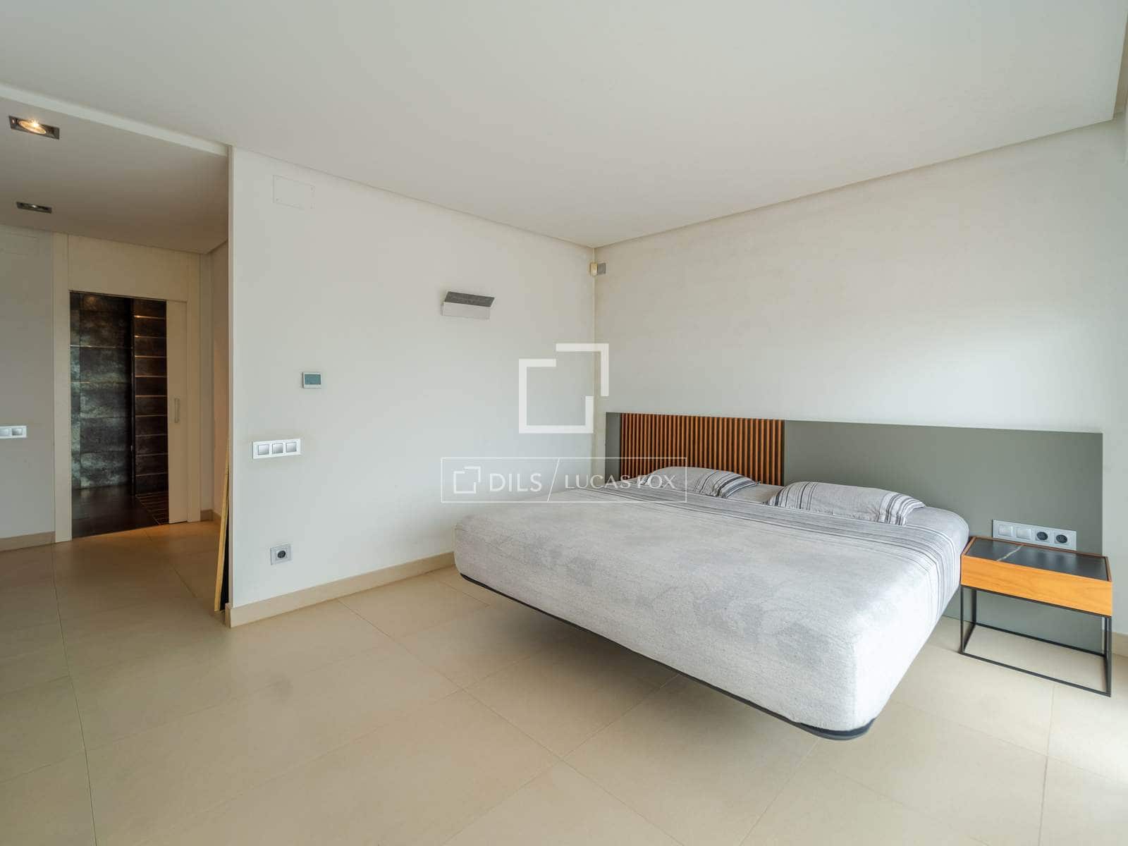 5 soveværelse Villa til salg i La Vall d'Uixo med swimmingpool garage - € 725.000 (Ref: 9854678)