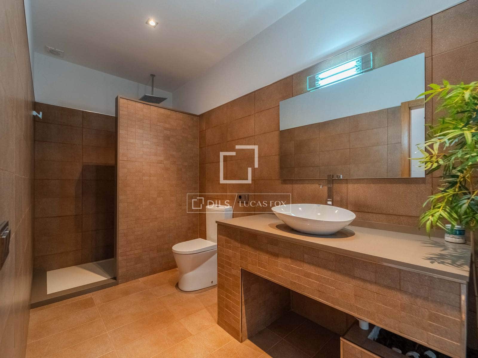 5 soveværelse Villa til salg i La Vall d'Uixo med swimmingpool garage - € 725.000 (Ref: 9854678)