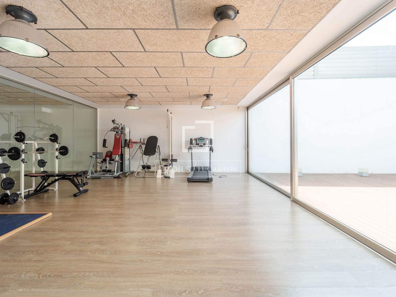 5 soveværelse Villa til salg i La Vall d'Uixo med swimmingpool garage - € 725.000 (Ref: 9854678)