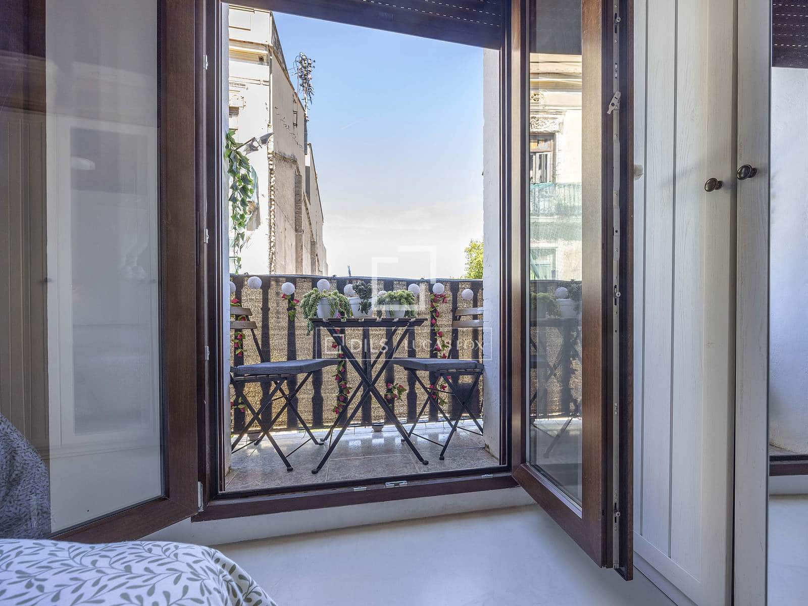 2 bedroom Apartment for sale in Valencia city - € 335,000 (Ref: 9856255)