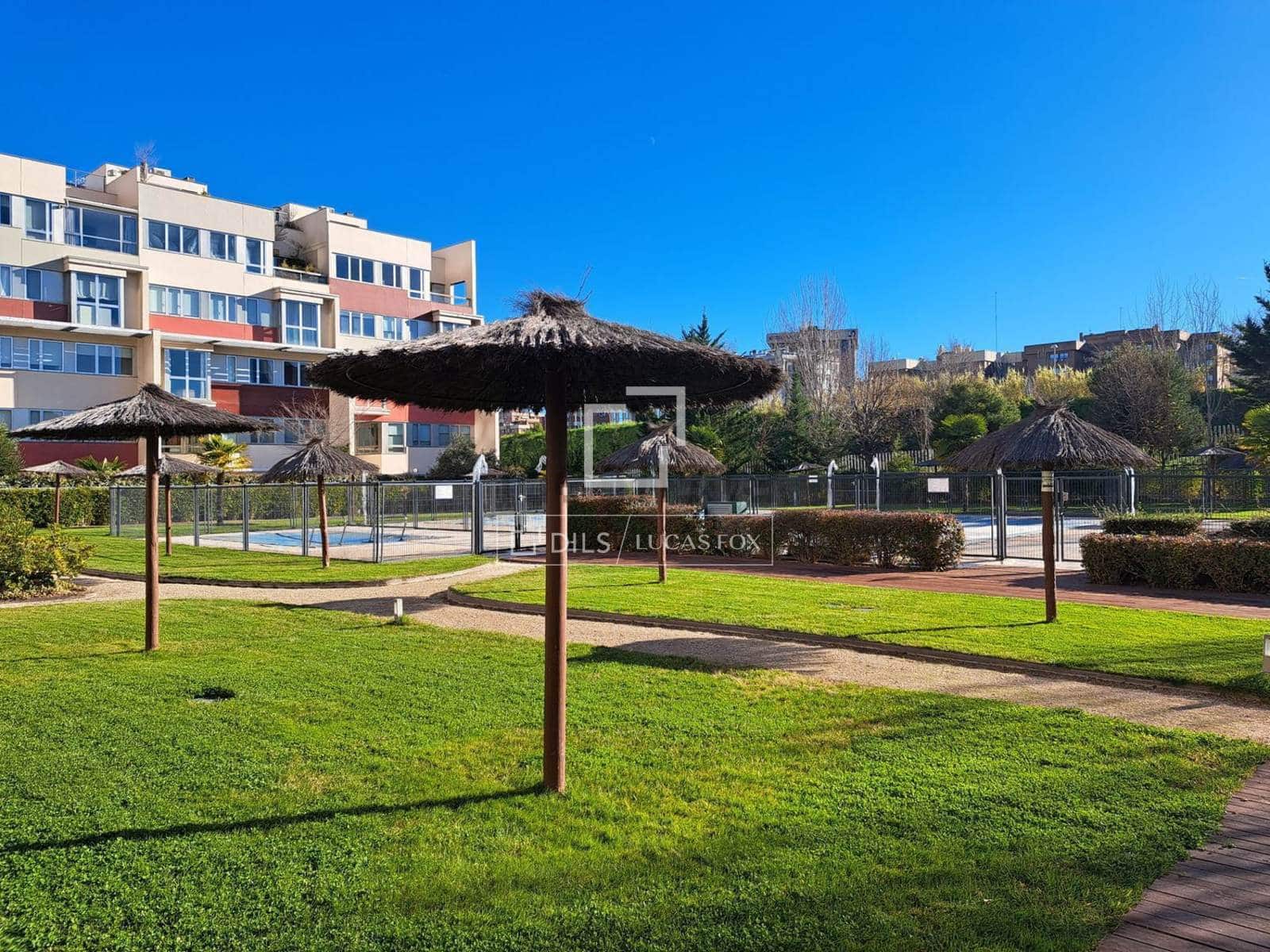 1 soveværelse Lejlighed til leje i Madrid by med garage - € 1.700 (Ref: 9858603)