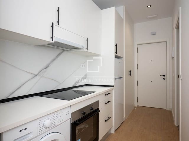 Apartamento de 1 habitación en San Sebastián de los Reyes en alquiler con garaje - 1.050 € (Ref: 9858604)