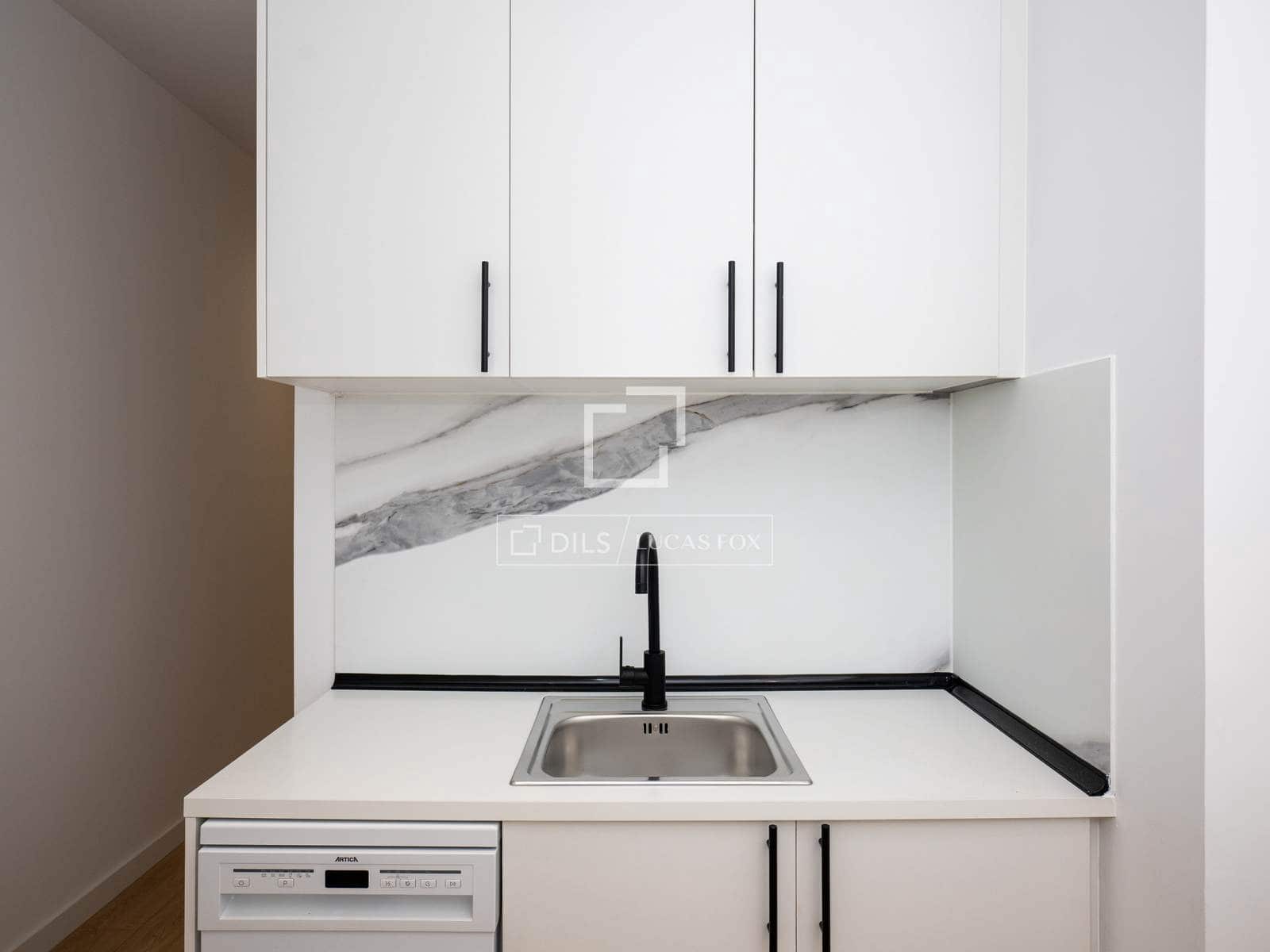 Apartamento de 1 habitación en San Sebastián de los Reyes en alquiler con garaje - 1.050 € (Ref: 9858604)