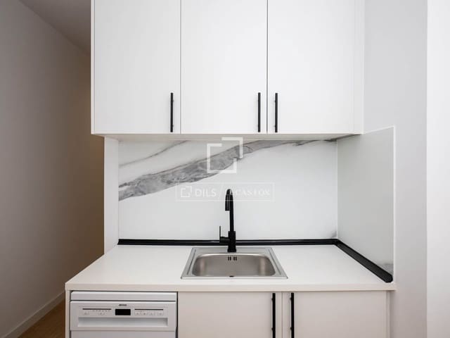 Apartamento de 1 habitación en San Sebastián de los Reyes en alquiler con garaje - 1.050 € (Ref: 9858604)
