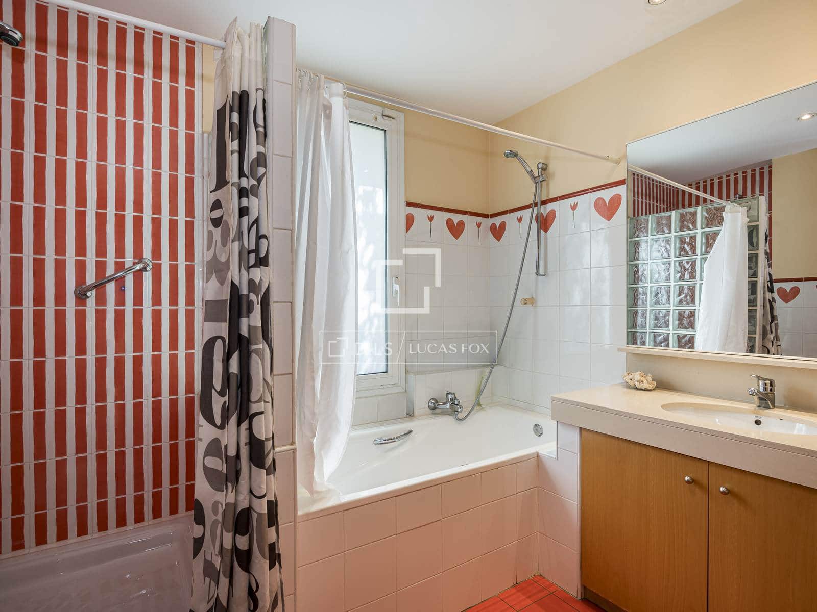 5 sovrum Villa till salu i Valldoreix med pool garage - 1 980 000 € (Ref: 9858605)