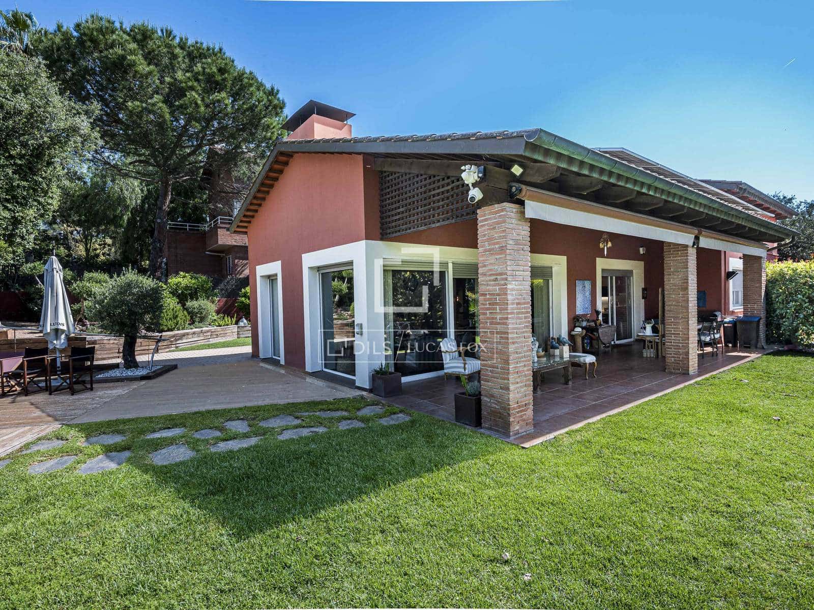 5 sovrum Villa till salu i Valldoreix med pool garage - 1 980 000 € (Ref: 9858605)