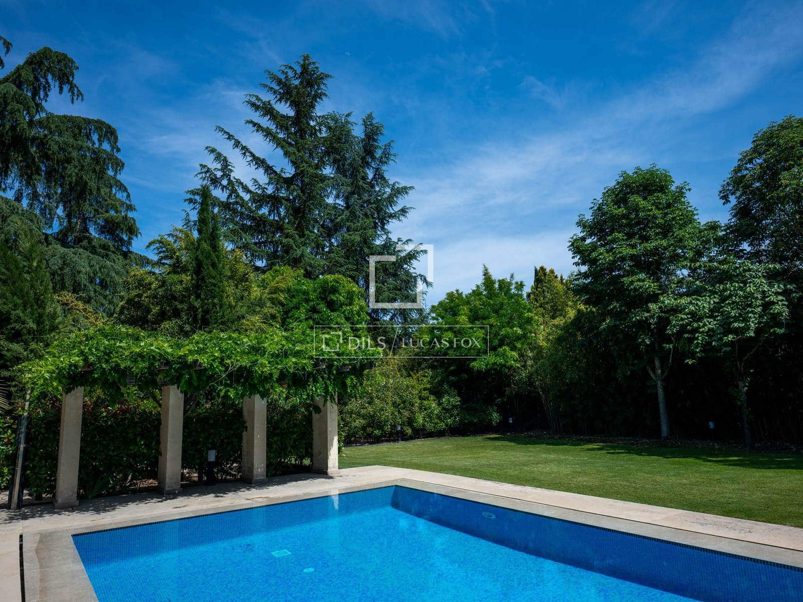 7 soveværelse Villa til leje i Madrid by med swimmingpool garage - € 15.000 (Ref: 9858606)