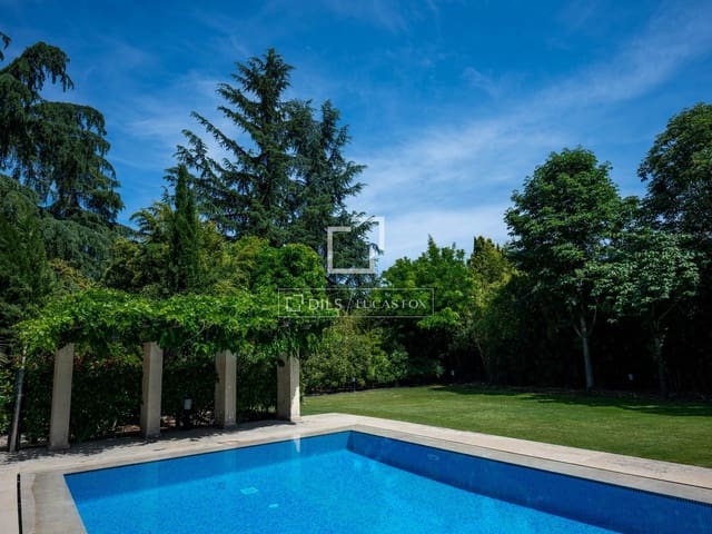 7 soveværelse Villa til leje i Madrid by med swimmingpool garage - € 15.000 (Ref: 9858606)