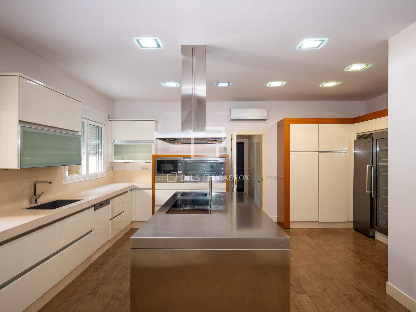 7 soveværelse Villa til leje i Madrid by med swimmingpool garage - € 15.000 (Ref: 9858606)