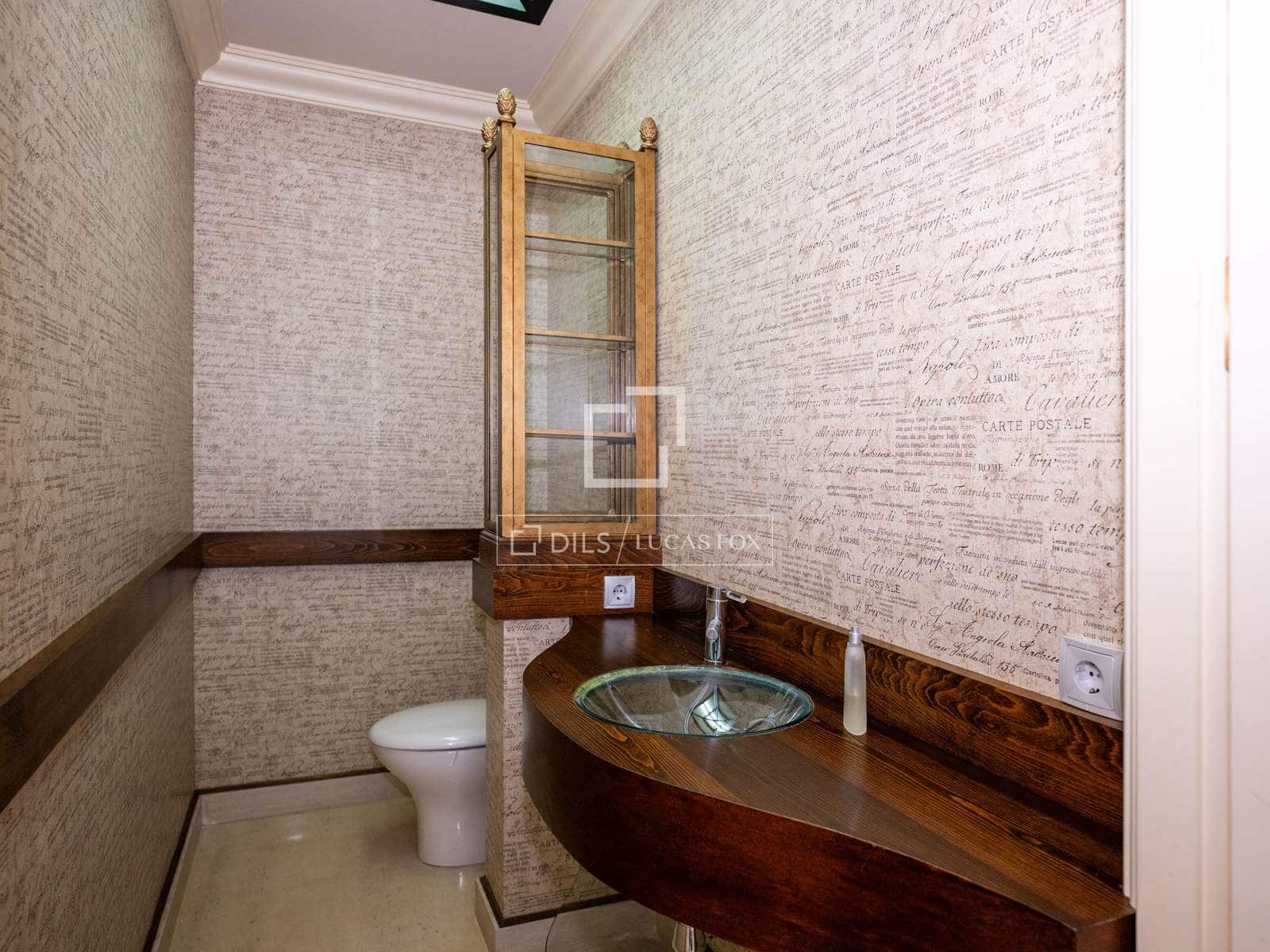 7 soveværelse Villa til leje i Madrid by med swimmingpool garage - € 15.000 (Ref: 9858606)