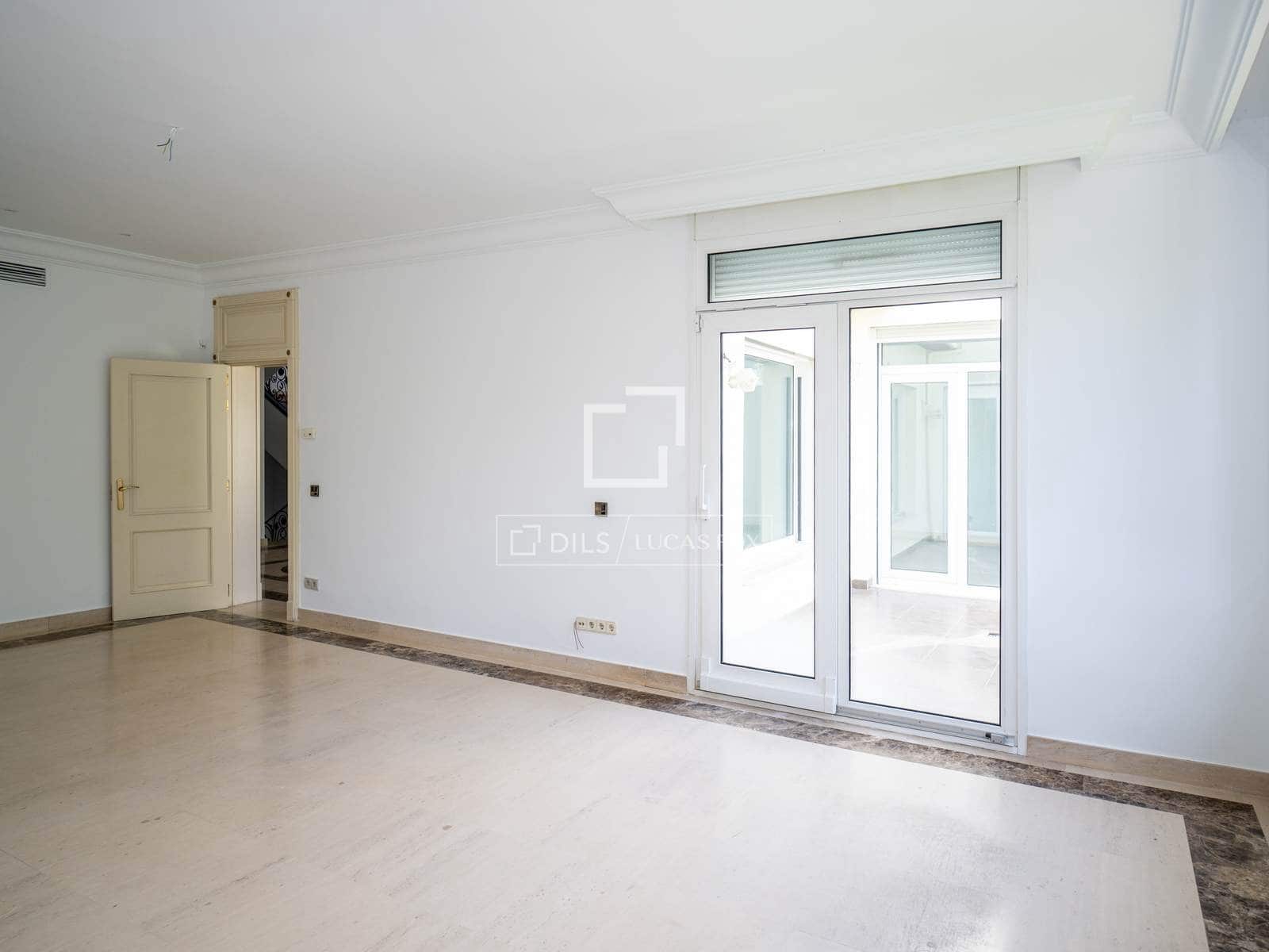 7 soveværelse Villa til leje i Madrid by med swimmingpool garage - € 15.000 (Ref: 9858606)