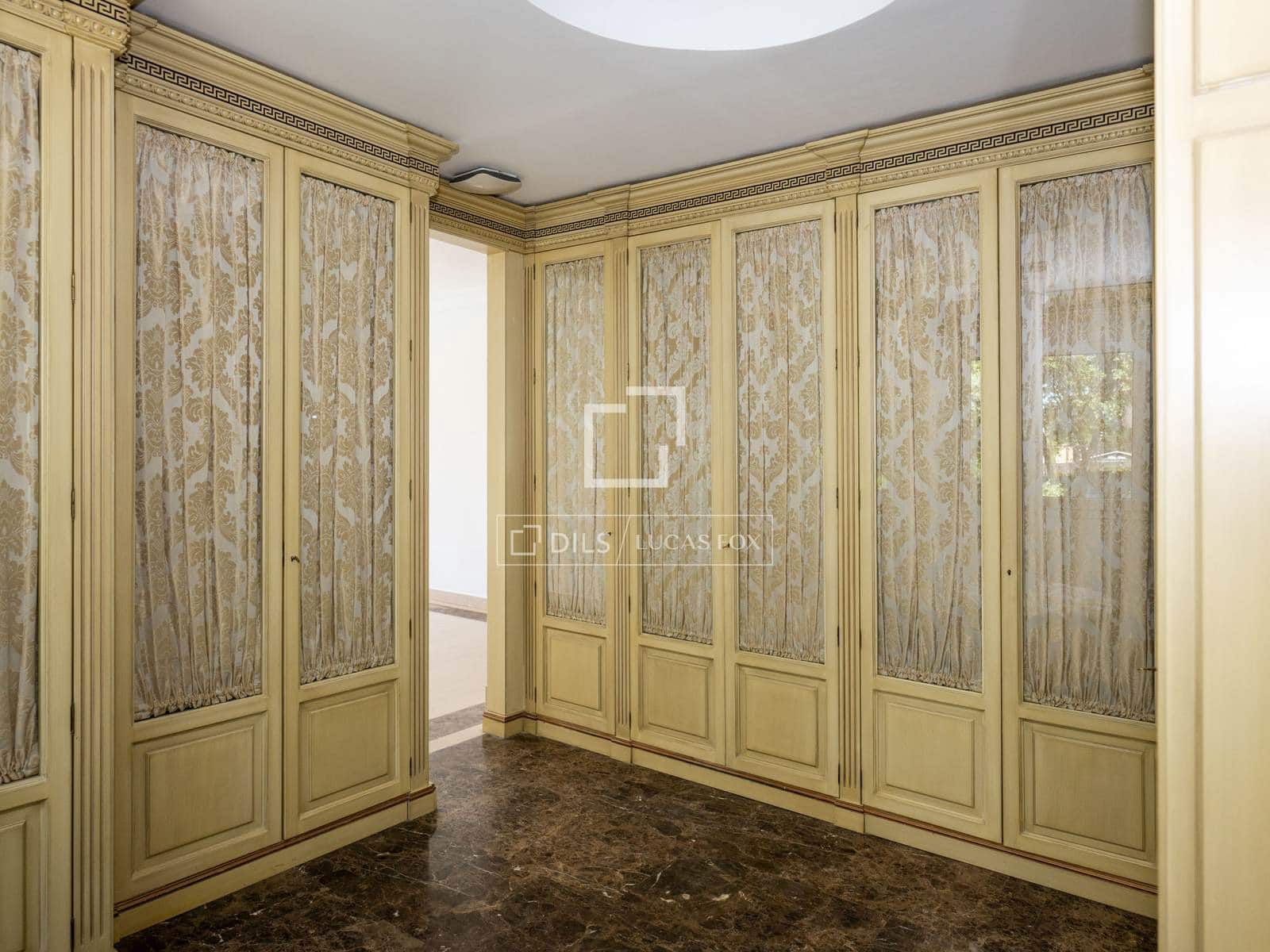 7 soveværelse Villa til leje i Madrid by med swimmingpool garage - € 15.000 (Ref: 9858606)