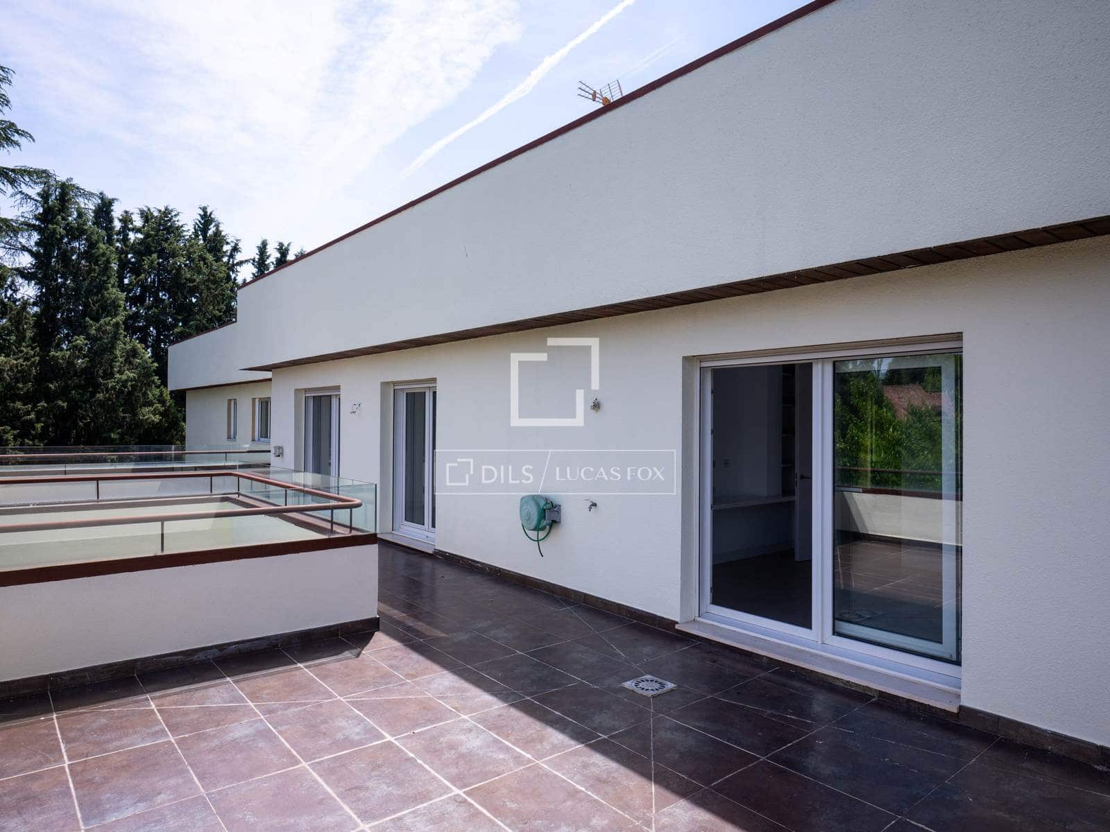 7 soveværelse Villa til leje i Madrid by med swimmingpool garage - € 15.000 (Ref: 9858606)
