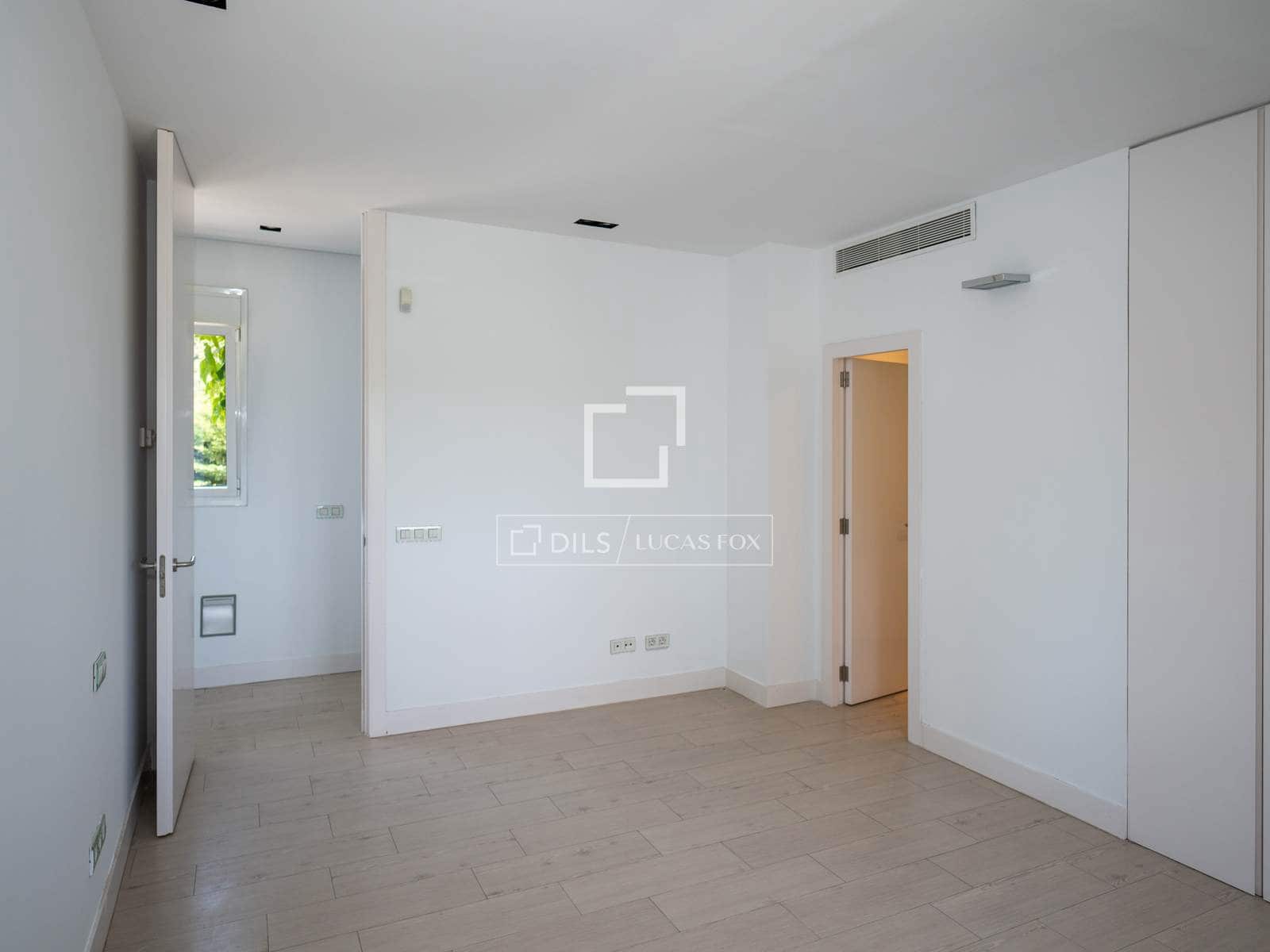 7 soveværelse Villa til leje i Madrid by med swimmingpool garage - € 15.000 (Ref: 9858606)