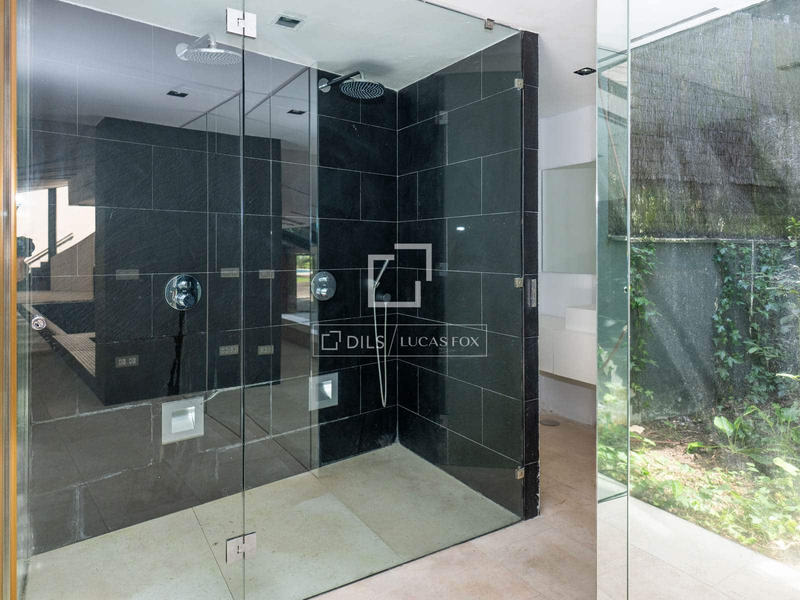 7 soveværelse Villa til leje i Madrid by med swimmingpool garage - € 15.000 (Ref: 9858606)