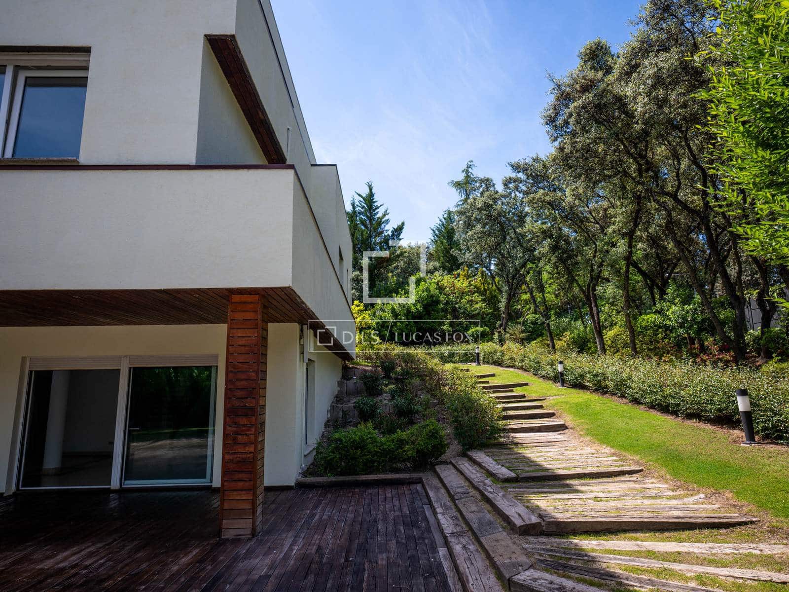 7 soveværelse Villa til leje i Madrid by med swimmingpool garage - € 15.000 (Ref: 9858606)