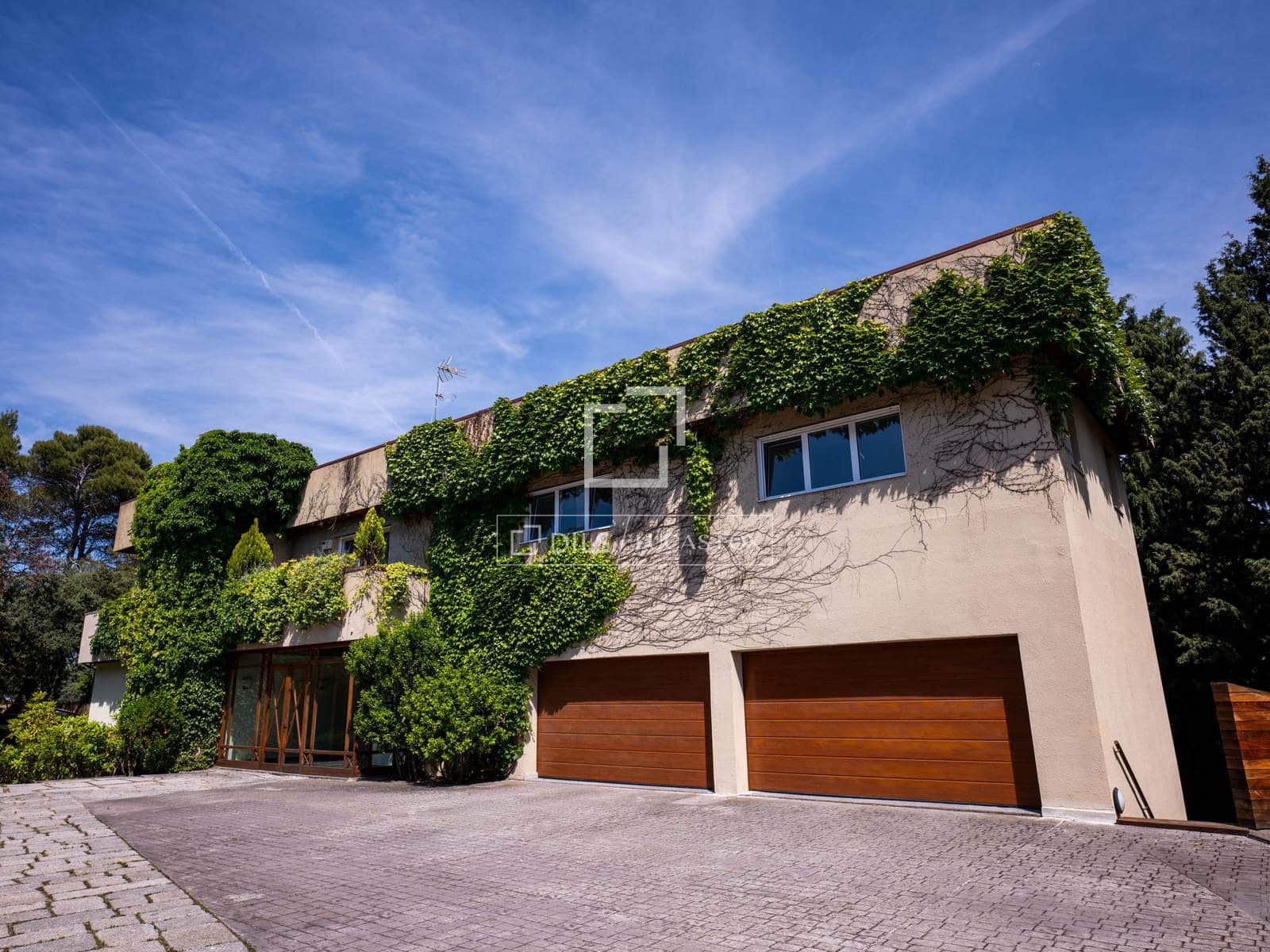 7 soveværelse Villa til leje i Madrid by med swimmingpool garage - € 15.000 (Ref: 9858606)