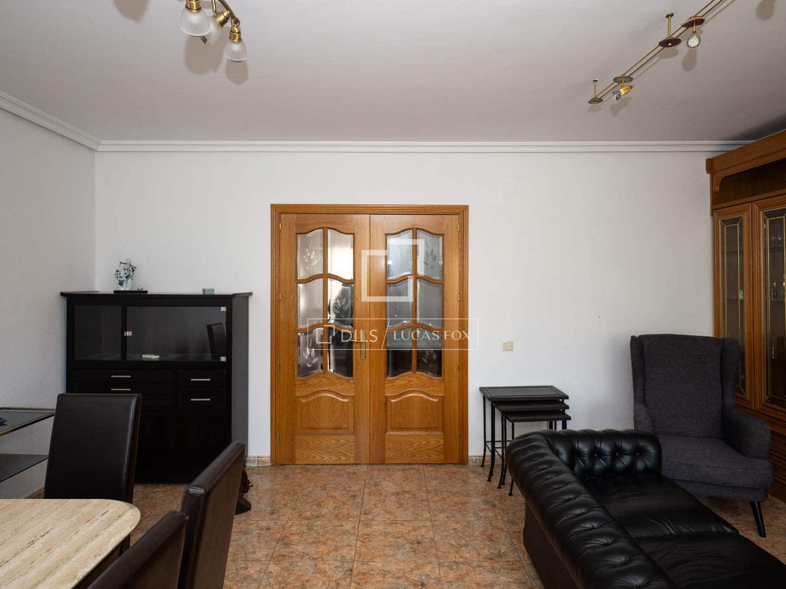 3 Zimmer Villa zu vermieten in Pedrezuela mit Garage - 2.300 € (Ref: 9858607)