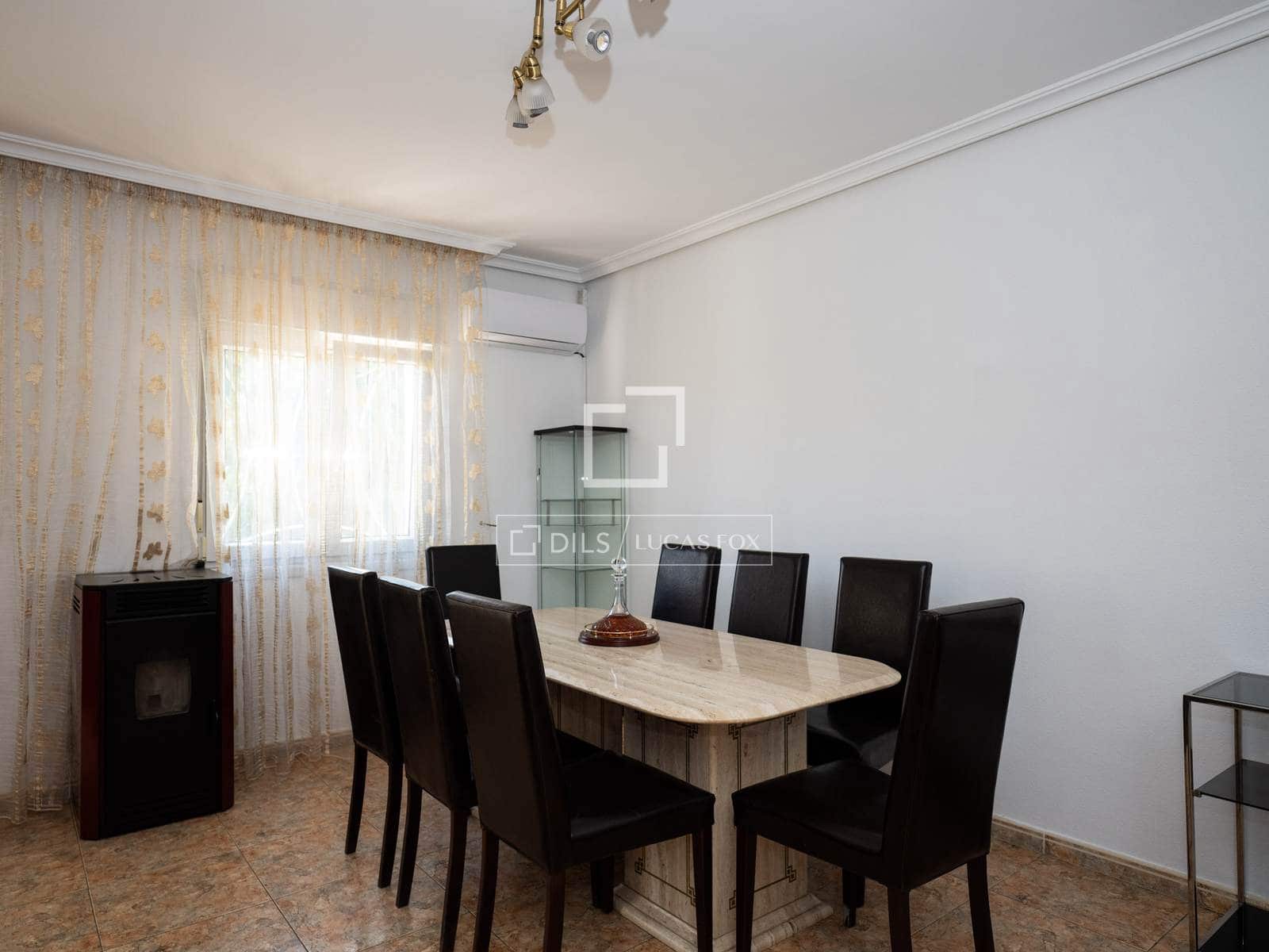 3 Zimmer Villa zu vermieten in Pedrezuela mit Garage - 2.300 € (Ref: 9858607)