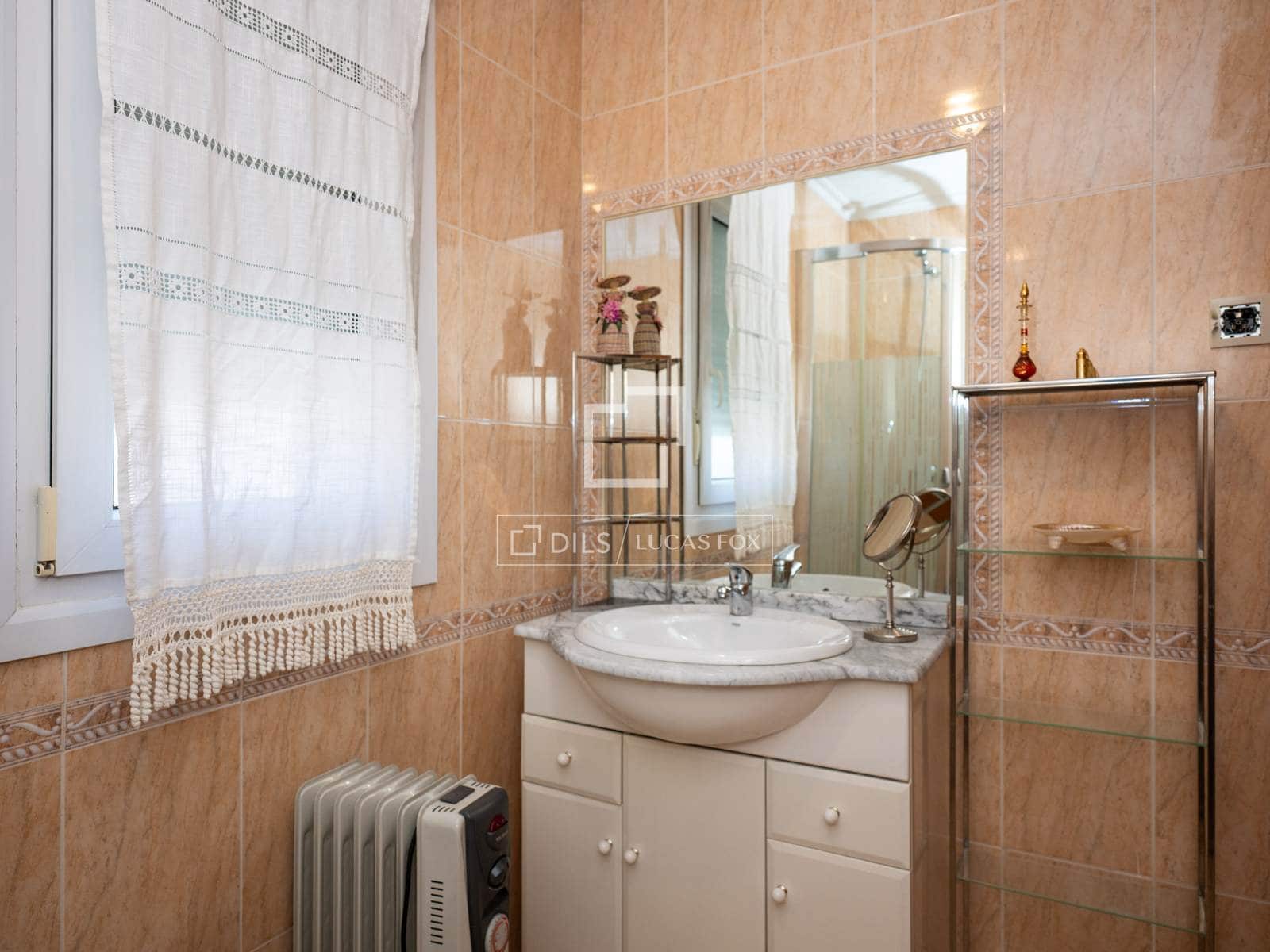 3 Zimmer Villa zu vermieten in Pedrezuela mit Garage - 2.300 € (Ref: 9858607)