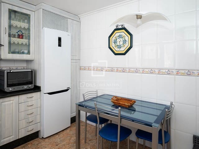 3 Zimmer Villa zu vermieten in Pedrezuela mit Garage - 2.300 € (Ref: 9858607)