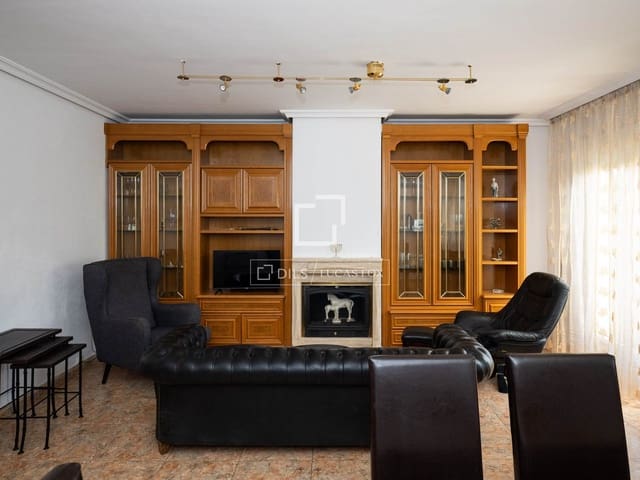 3 Zimmer Villa zu vermieten in Pedrezuela mit Garage - 2.300 € (Ref: 9858607)